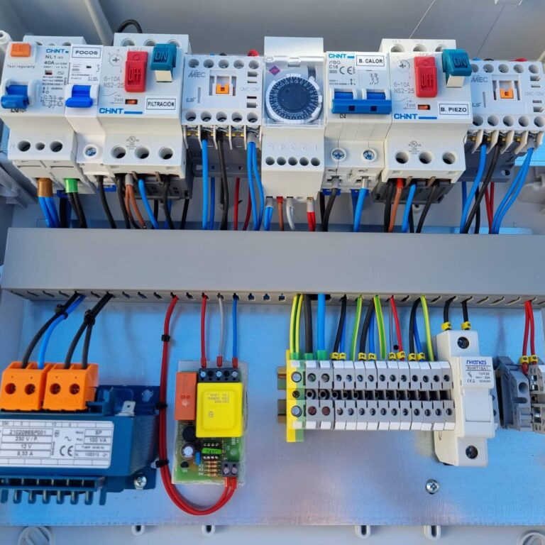 Cuadros electricos Piscinas Aquamori